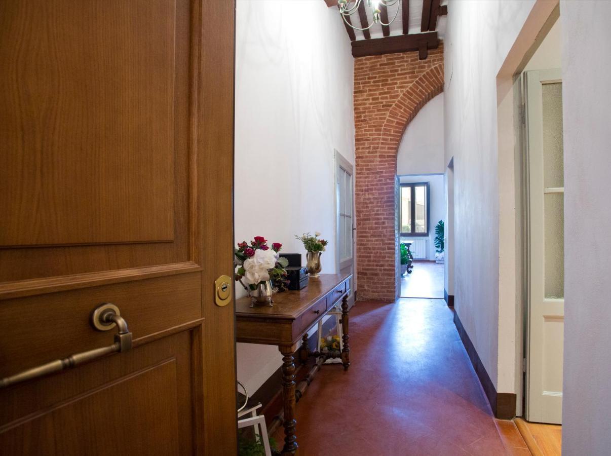 Residenza D'Epoca Palazzo Piccolomini Apartment เซียนา ภายนอก รูปภาพ